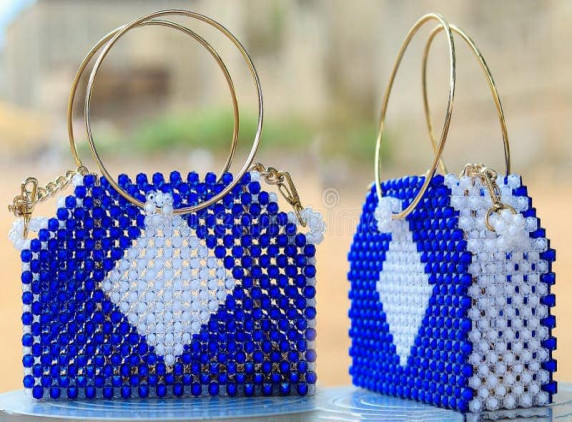 50% DE REDUCTION SUR LES SACS PERLES CHEZ PRESTIGE PERLE